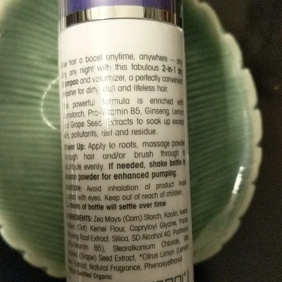 Dry Shampoo for all hair types - Picture 3 of 3